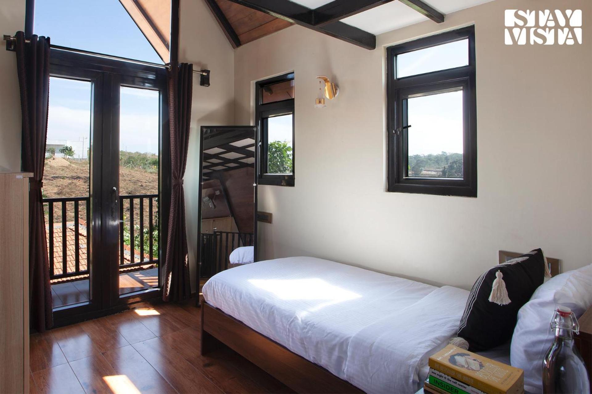 Stayvista At Hillside Harmony Pvt Pool & Free Breakfast Bangalore Ngoại thất bức ảnh